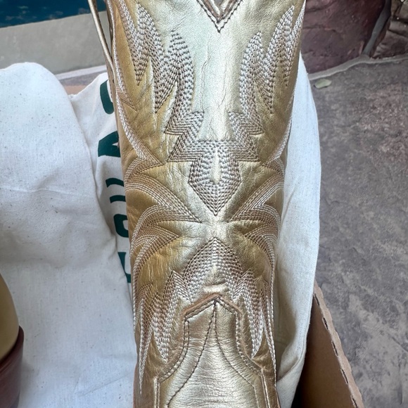 Tecovas SADIE Cowhide Boots - Picture 6 of 11